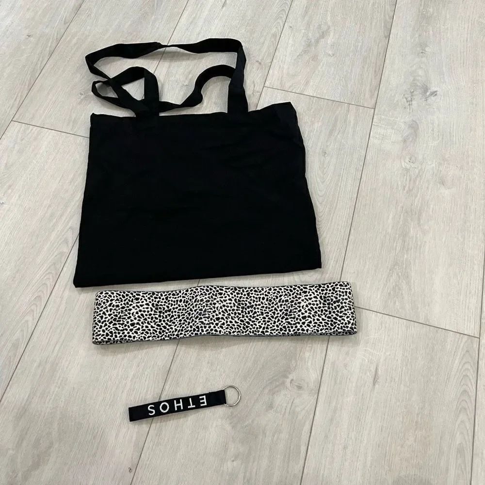 Ethos accessories ￼ - Picture 2 of 7